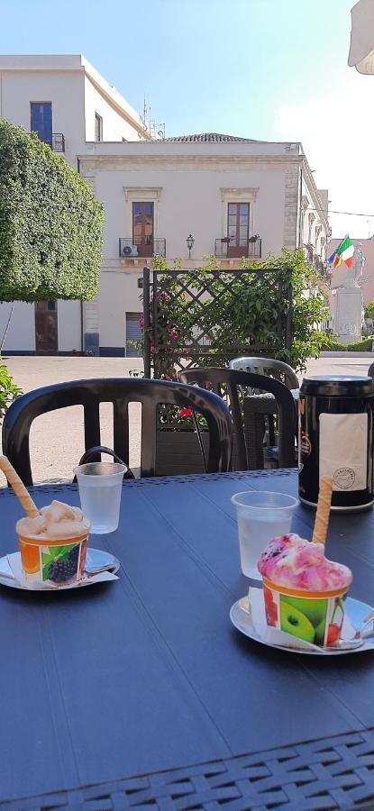 Plaza Apartment Giardini Naxos Exterior photo